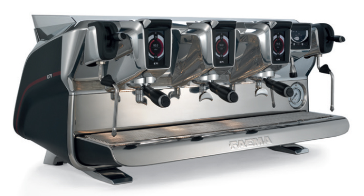 FAEMA E71 – Occasion Showroom – 7000 Euros HT